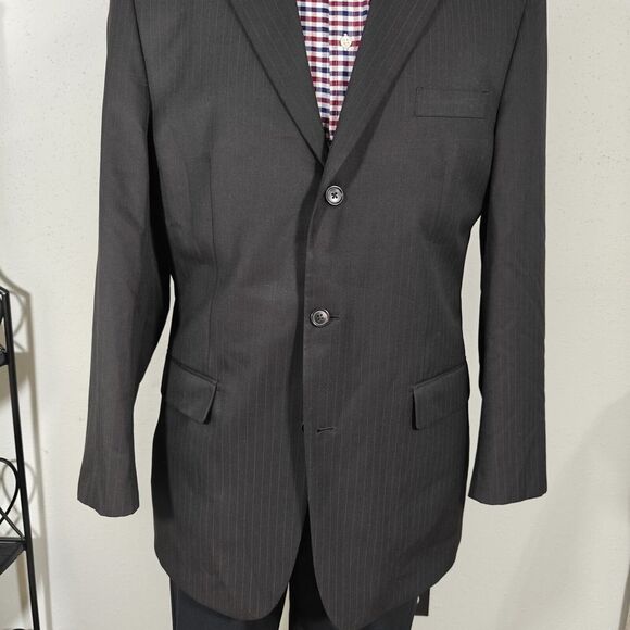 Van Heusen Men's 2PC Suit & Pant Brown Striped Poly Blend Size 42L / 34x32 - Picture 9 of 16